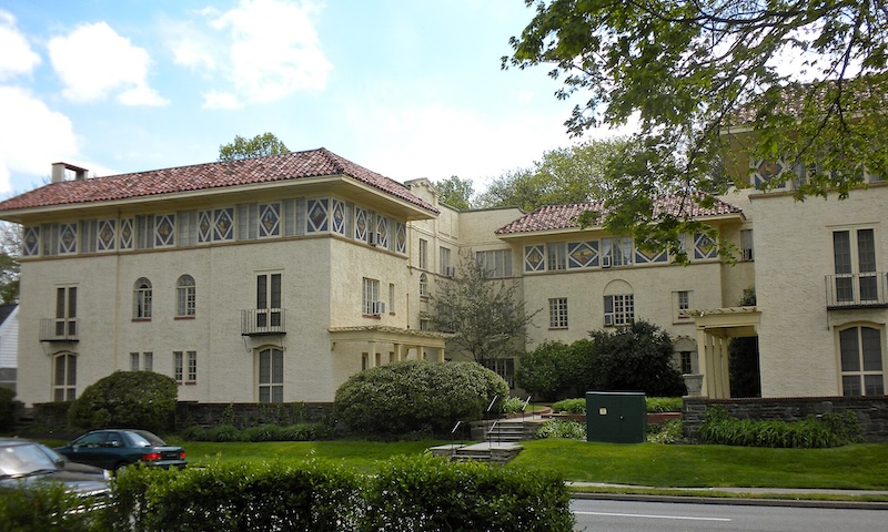 main-line-pa-whitehall-apartments-haverford