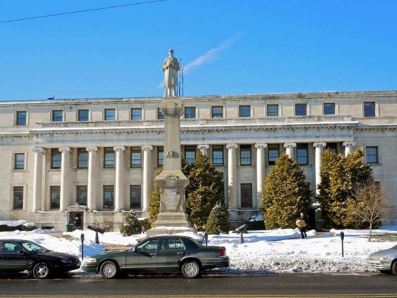 media-pa-delaware-county-courthouse-800x600